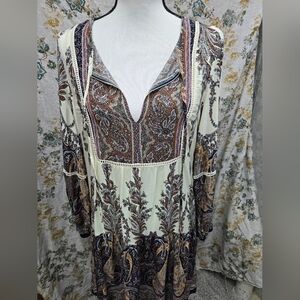 Lnwot Size M bohemian style dress. Absolutely gorgeous!